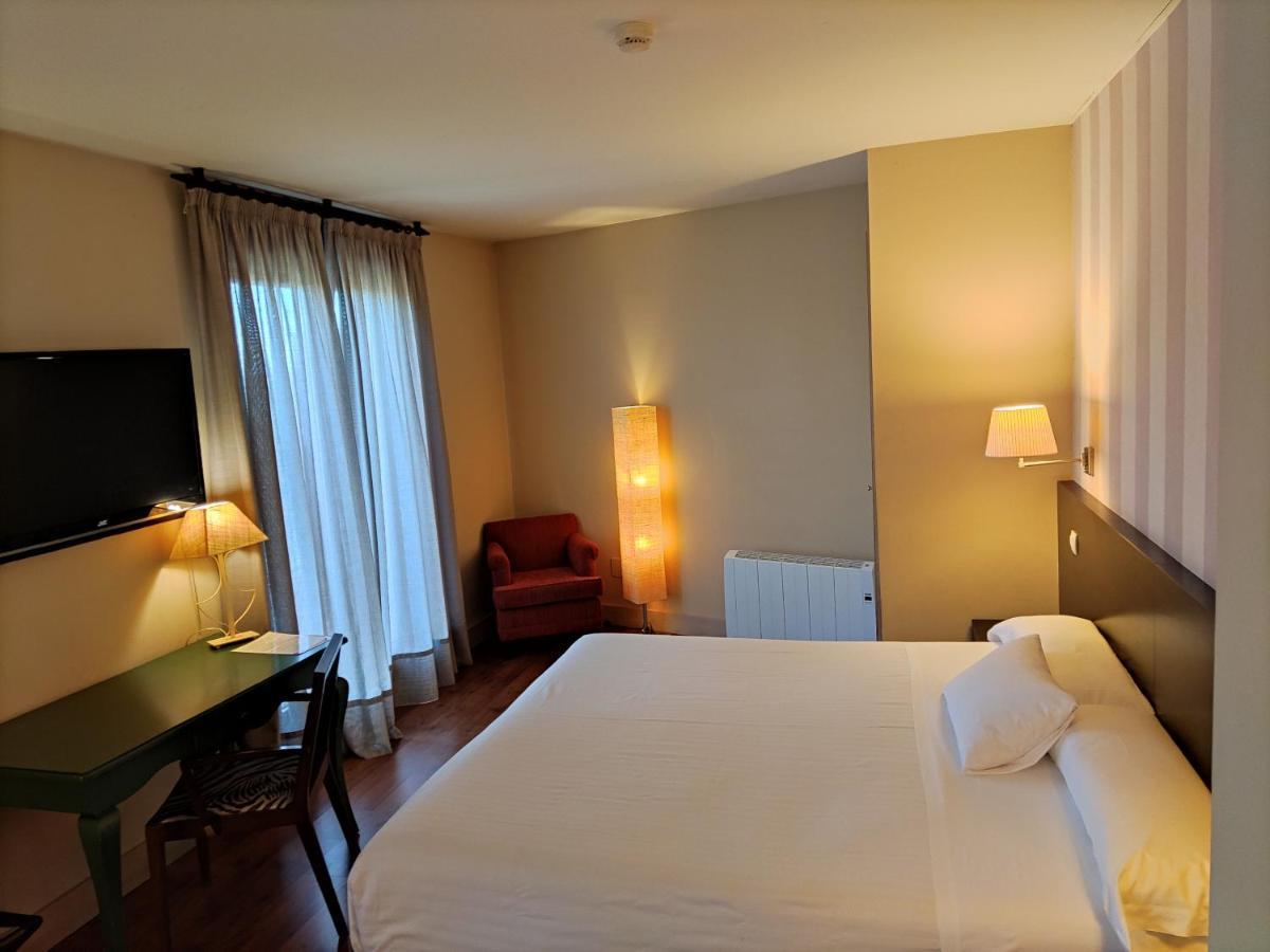 拱门酒店 Tudela de Duero 外观 照片