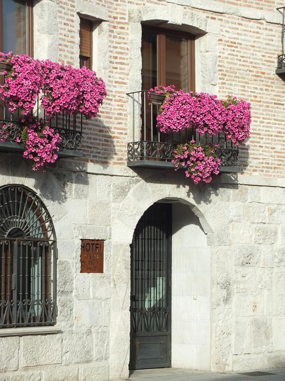 拱门酒店 Tudela de Duero 外观 照片
